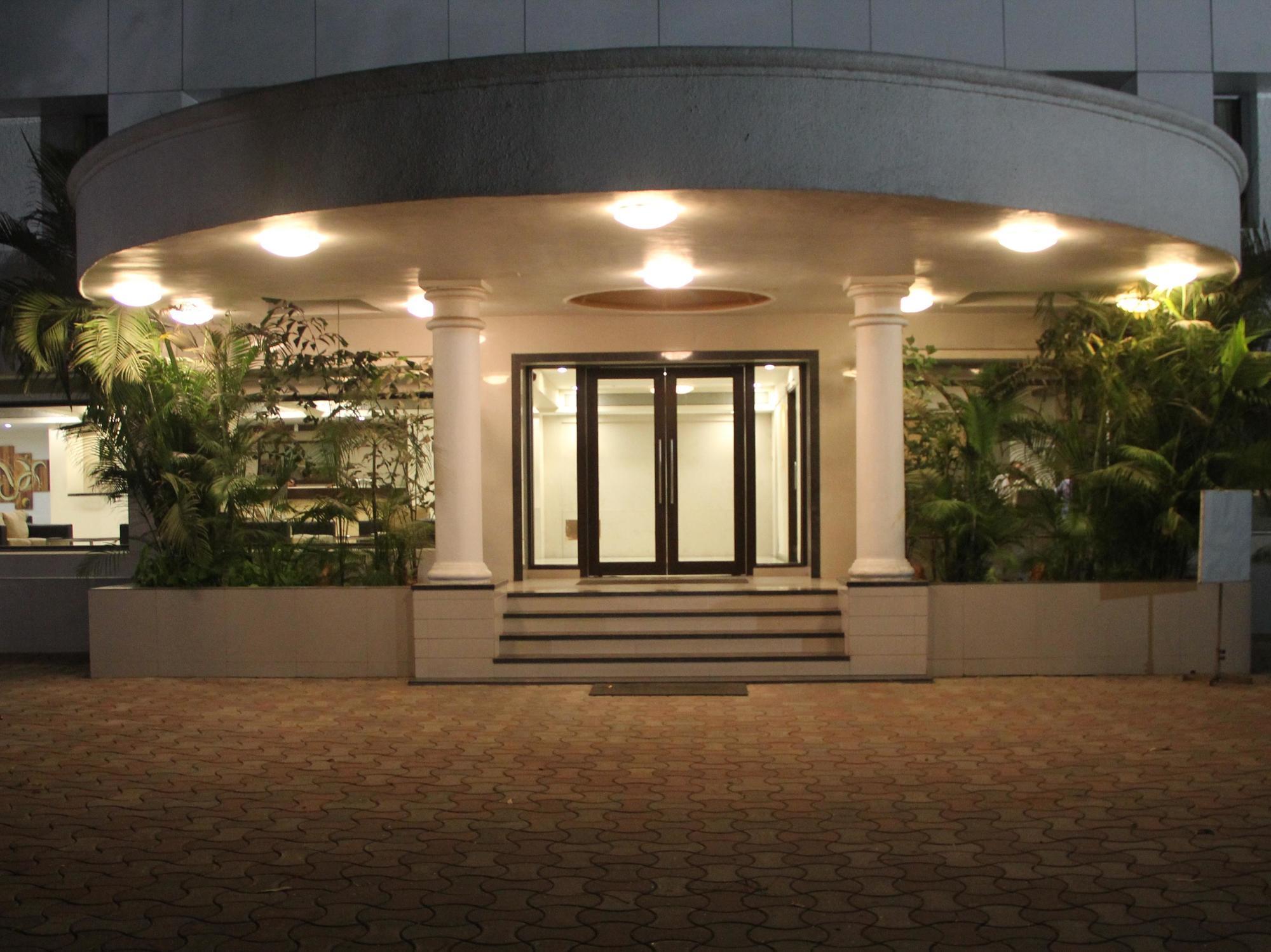 Vits Shalimar, Ankleshwar Hotel Buitenkant foto