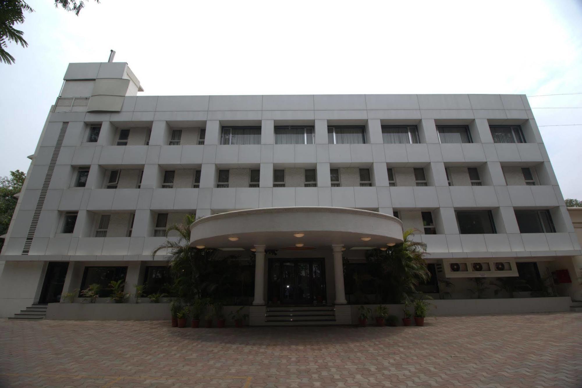 Vits Shalimar, Ankleshwar Hotel Buitenkant foto