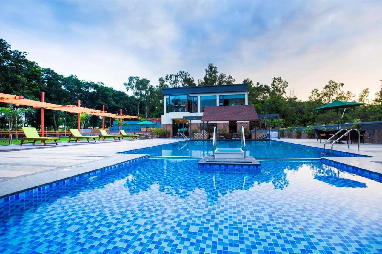 Vits Shalimar, Ankleshwar Hotel Buitenkant foto